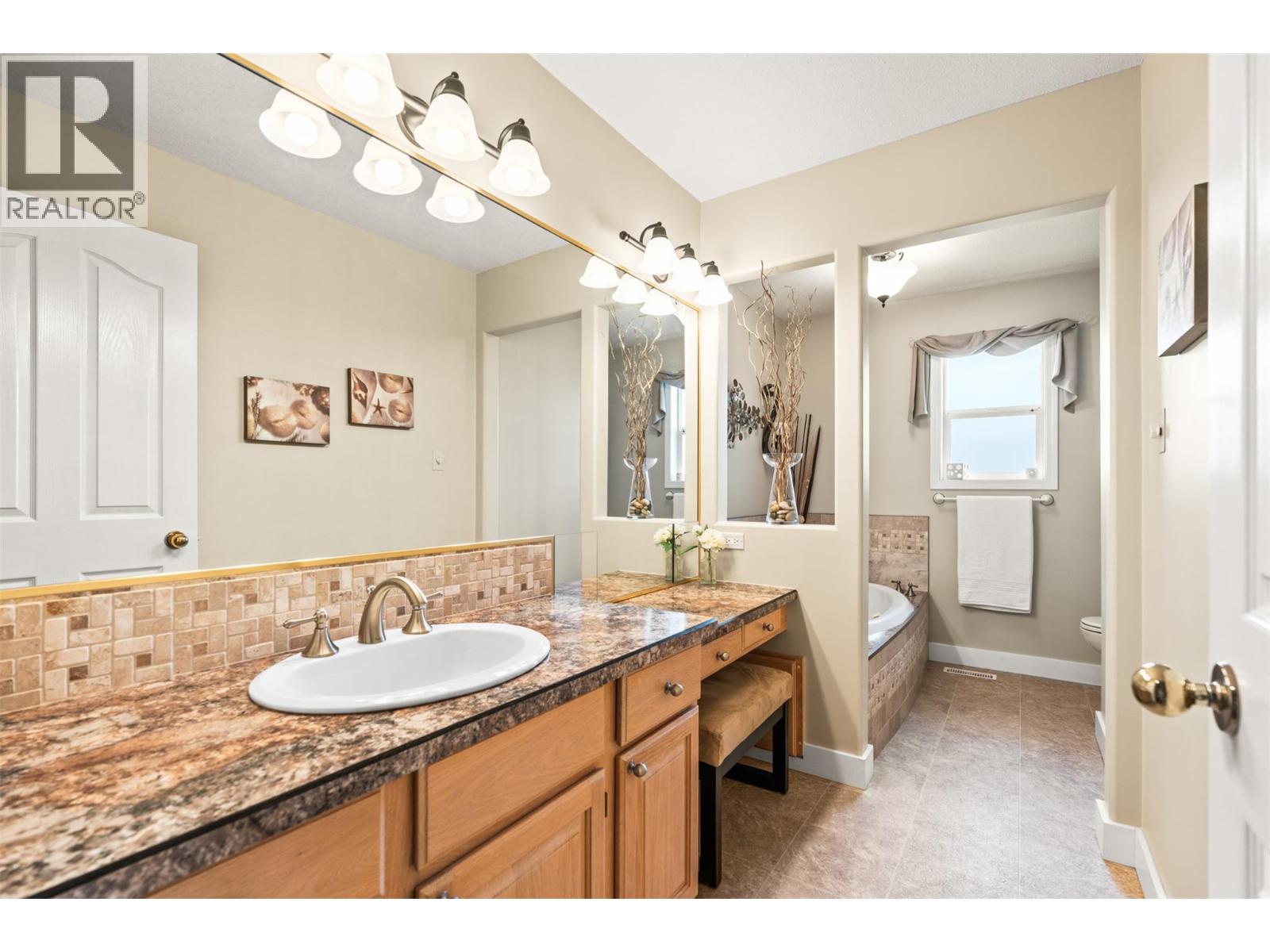 130 Overlook Place, Spallumcheen, British Columbia  V1H 1X1 - Photo 40 - 10381630