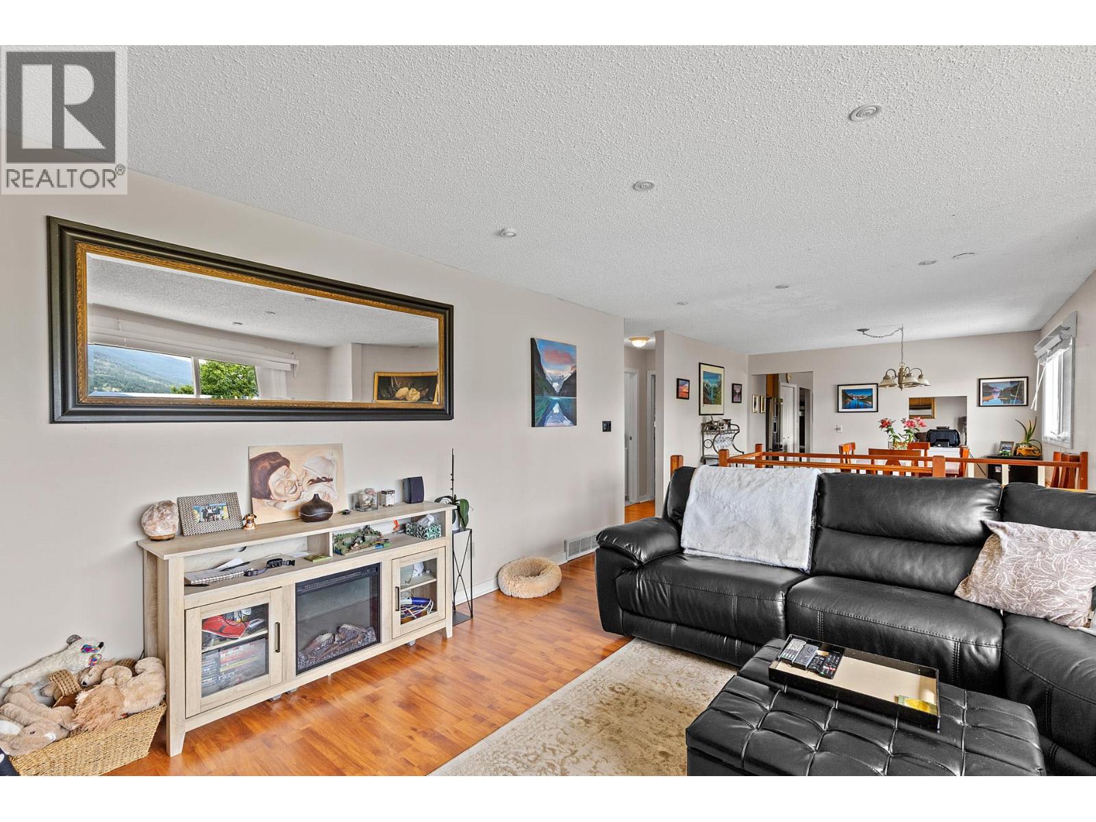 136 Stepping Stones Crescent, Spallumcheen, British Columbia  V1H 1X2 - Photo 19 - 10381706