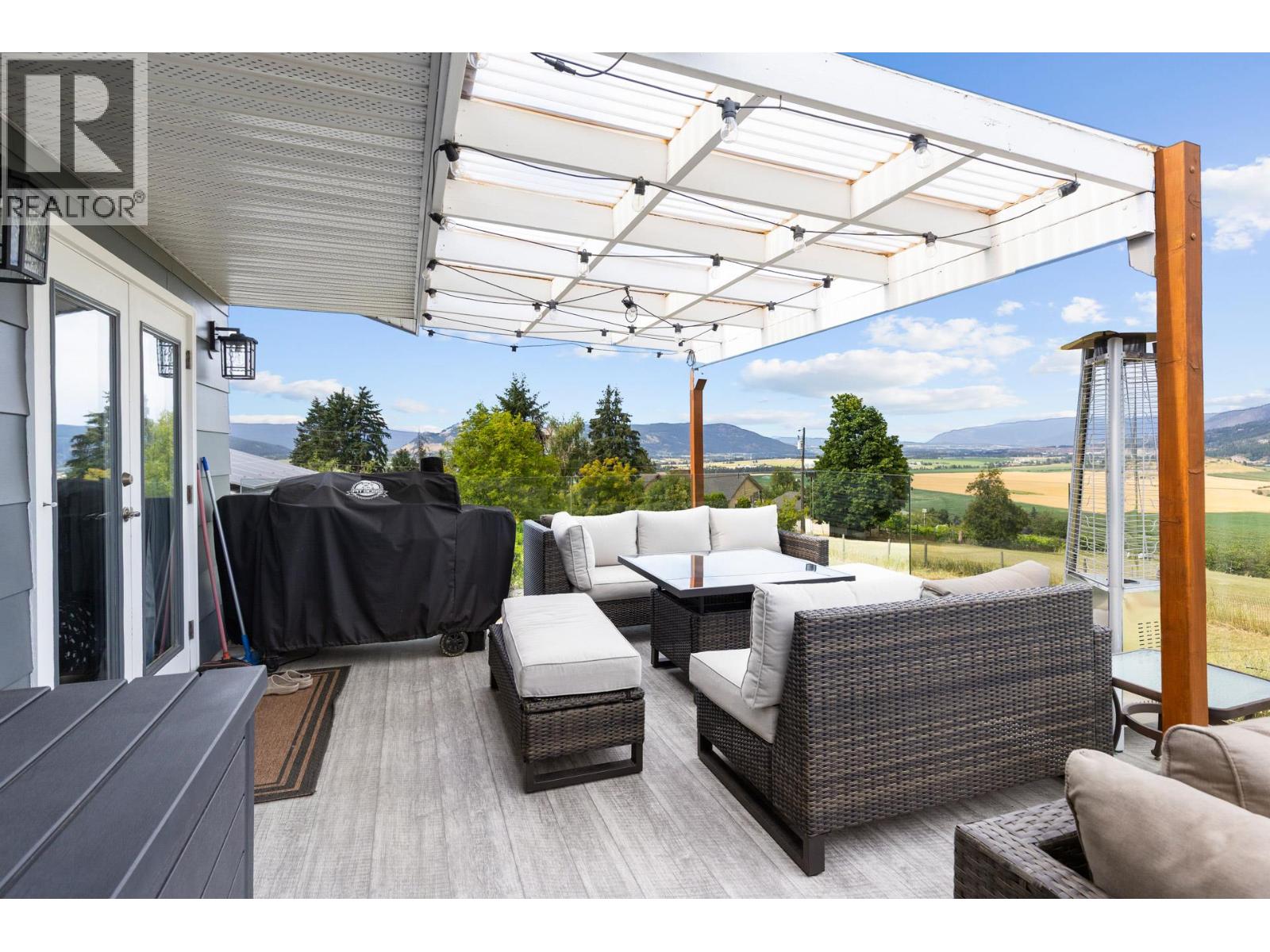 136 Stepping Stones Crescent, Spallumcheen, British Columbia  V1H 1X2 - Photo 29 - 10381706