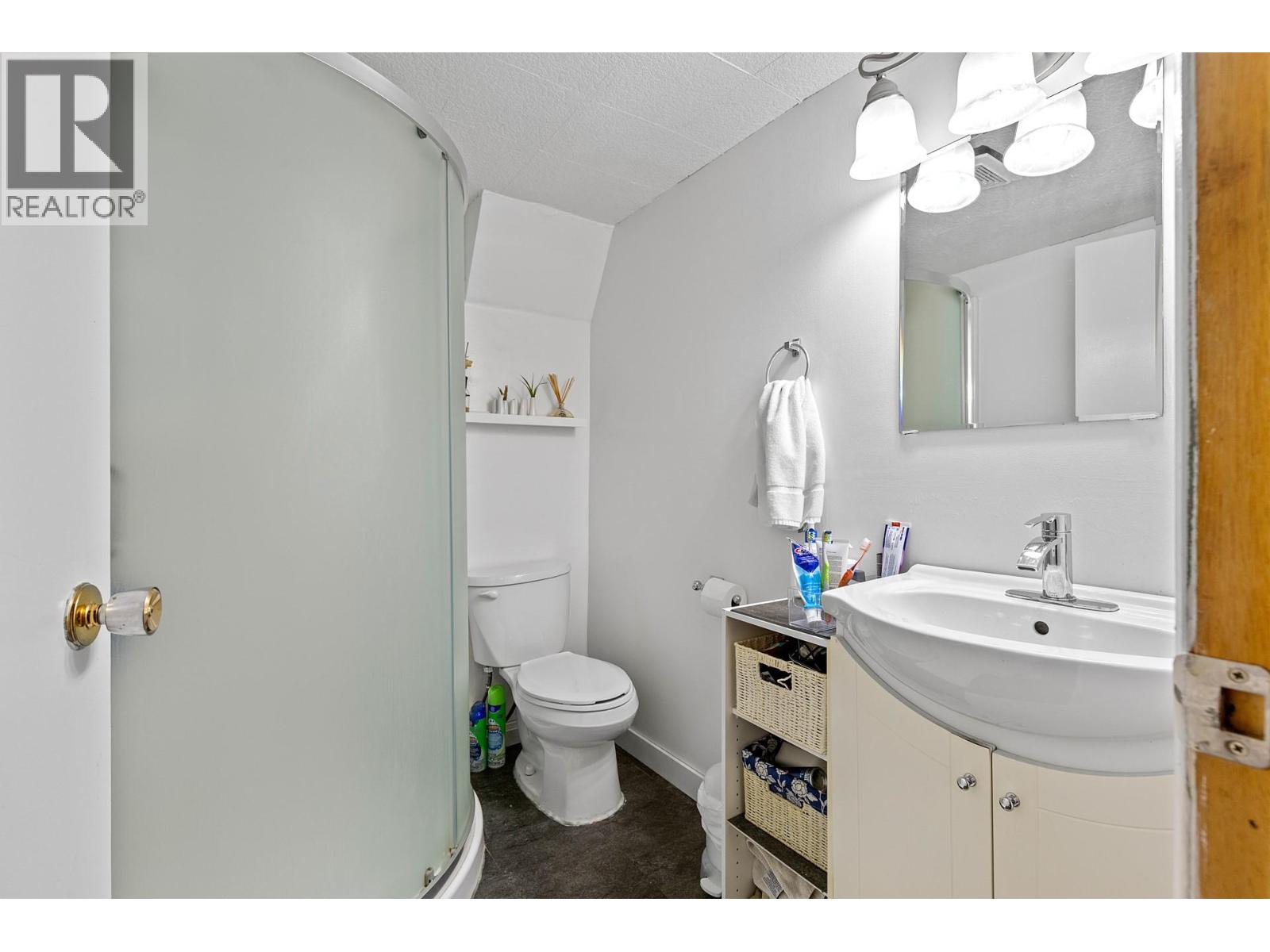 136 Stepping Stones Crescent, Spallumcheen, British Columbia  V1H 1X2 - Photo 45 - 10381706