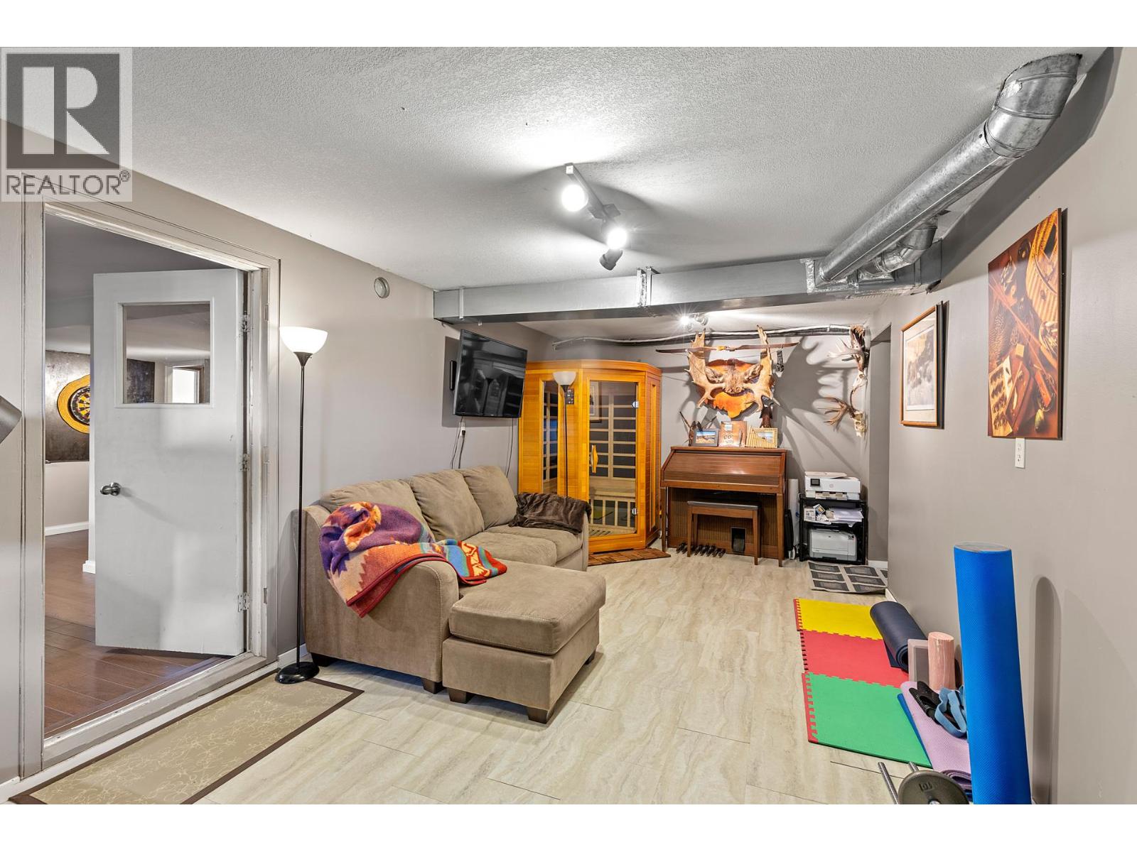 136 Stepping Stones Crescent, Spallumcheen, British Columbia  V1H 1X2 - Photo 47 - 10381706