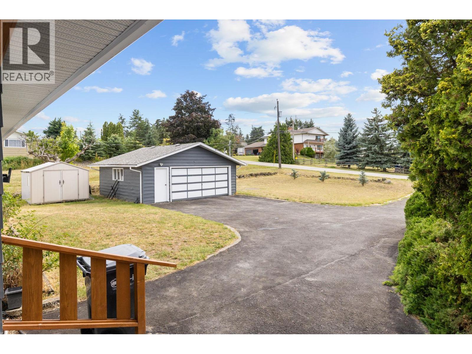 136 Stepping Stones Crescent, Spallumcheen, British Columbia  V1H 1X2 - Photo 53 - 10381706