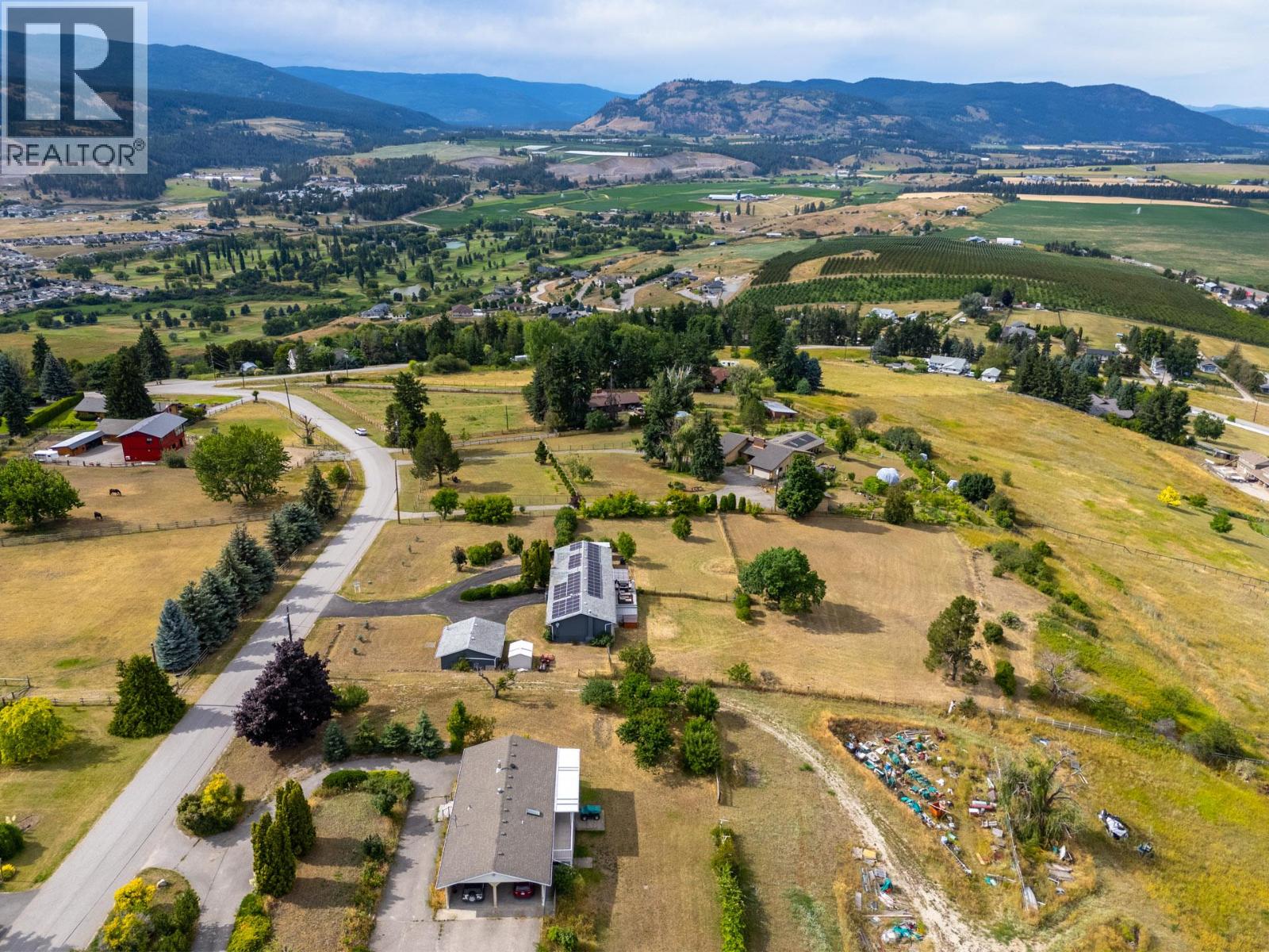 136 Stepping Stones Crescent, Spallumcheen, British Columbia  V1H 1X2 - Photo 56 - 10381706