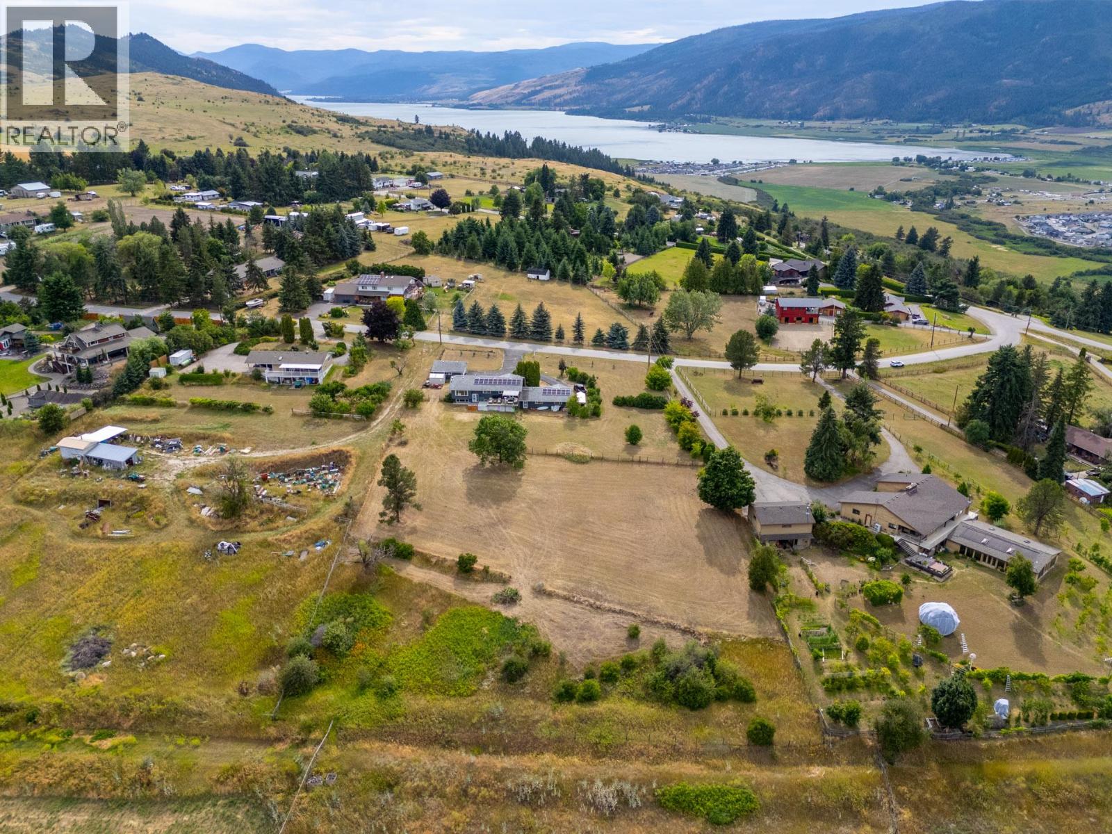 136 Stepping Stones Crescent, Spallumcheen, British Columbia  V1H 1X2 - Photo 58 - 10381706