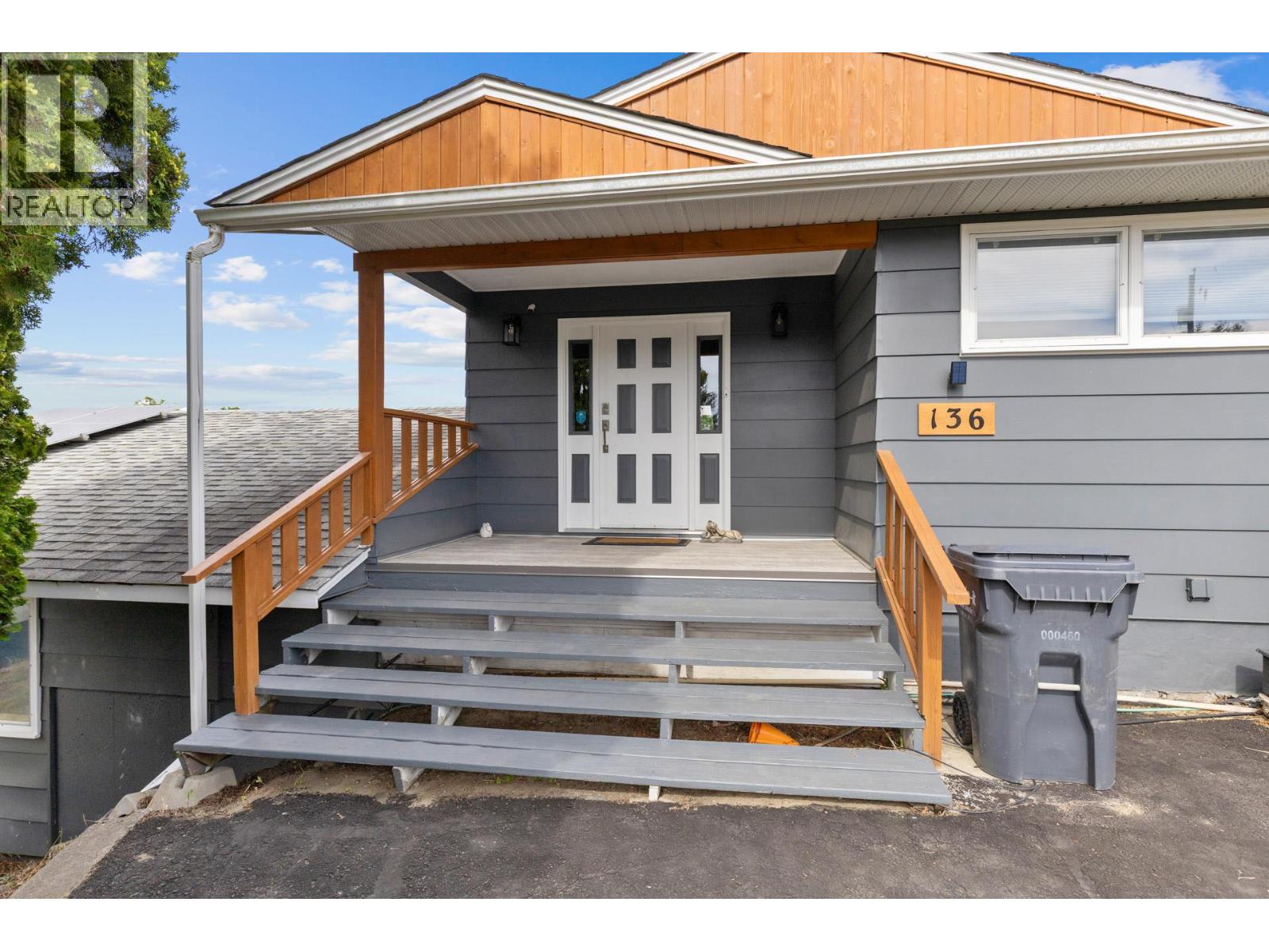 136 Stepping Stones Crescent, Spallumcheen, British Columbia  V1H 1X2 - Photo 6 - 10381706