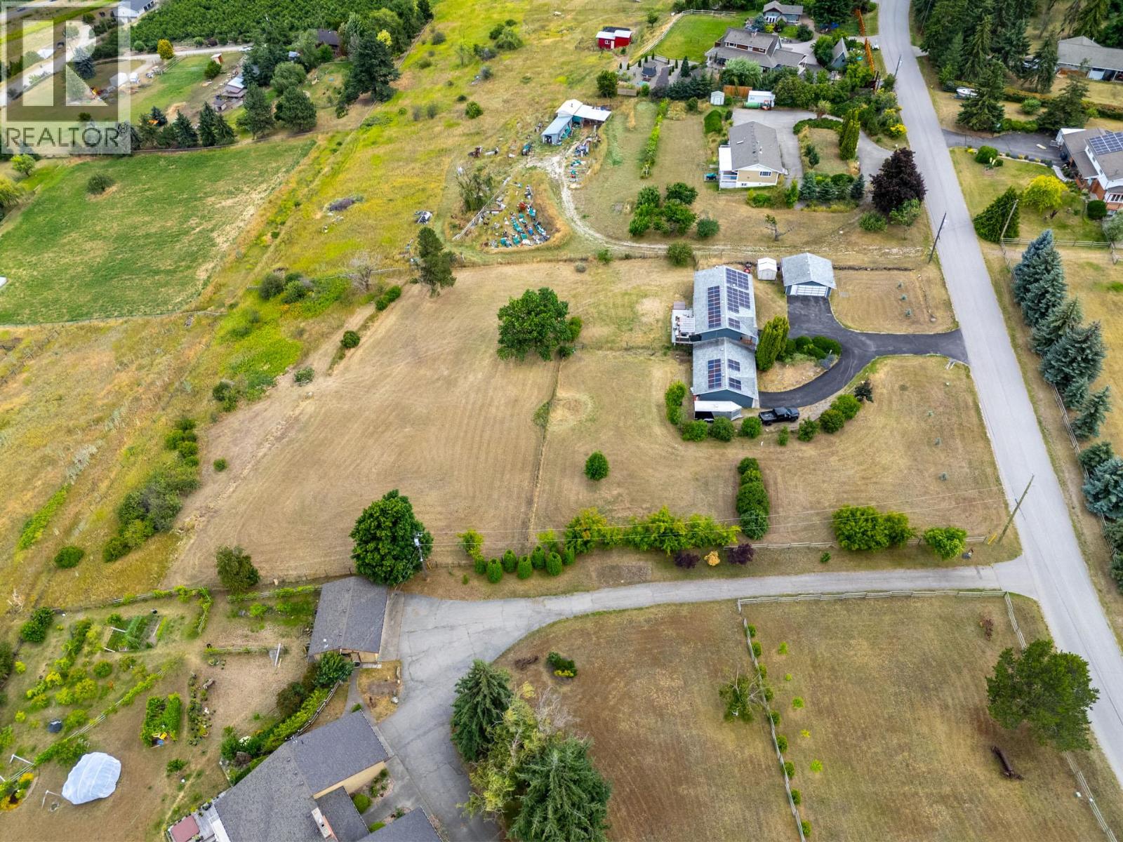 136 Stepping Stones Crescent, Spallumcheen, British Columbia  V1H 1X2 - Photo 66 - 10381706