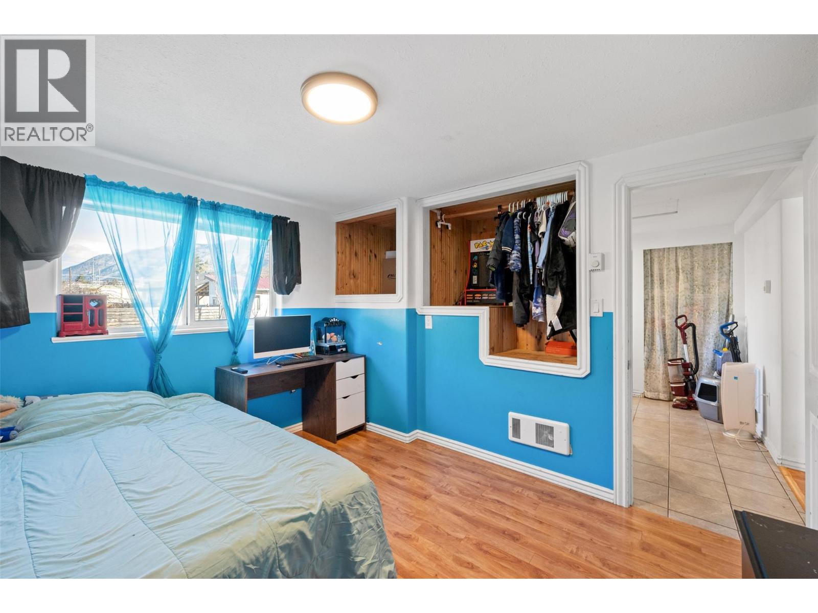 410 10th Avenue, Keremeos, British Columbia  V0X 1N3 - Photo 18 - 10381480