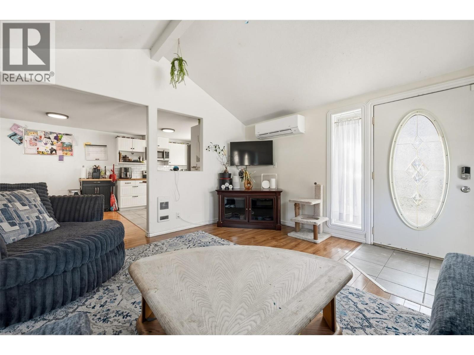 410 10th Avenue, Keremeos, British Columbia  V0X 1N3 - Photo 3 - 10381480