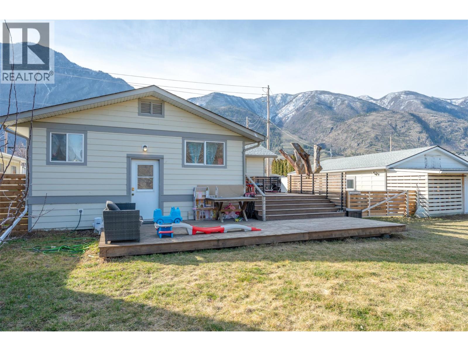 410 10th Avenue, Keremeos, British Columbia  V0X 1N3 - Photo 42 - 10381480
