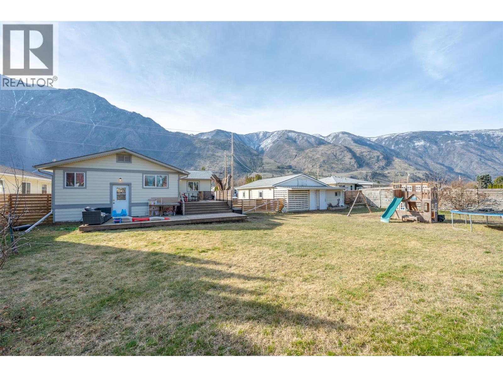 410 10th Avenue, Keremeos, British Columbia  V0X 1N3 - Photo 43 - 10381480