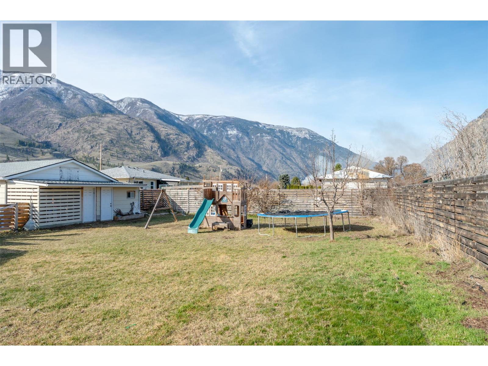 410 10th Avenue, Keremeos, British Columbia  V0X 1N3 - Photo 46 - 10381480
