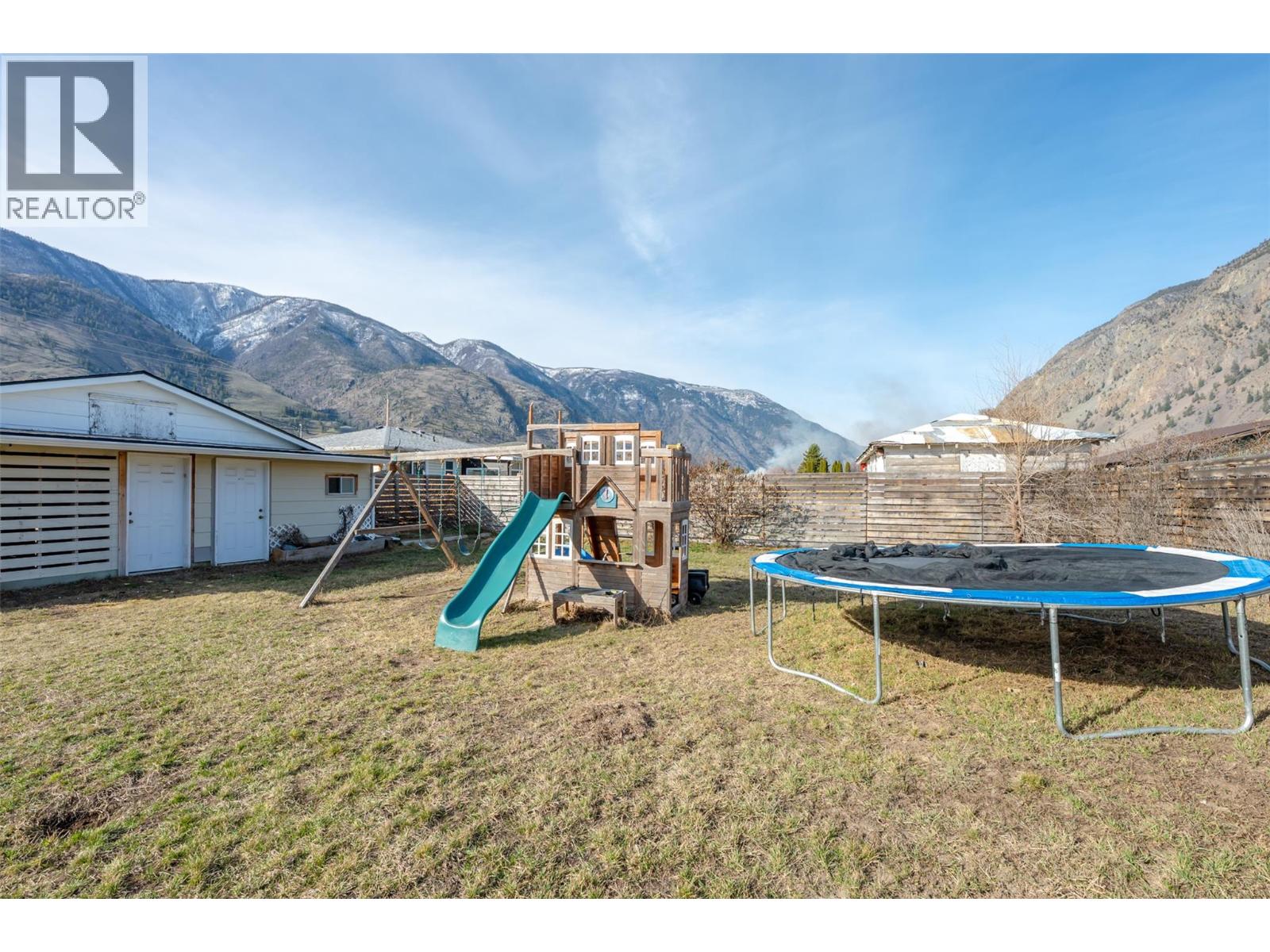 410 10th Avenue, Keremeos, British Columbia  V0X 1N3 - Photo 48 - 10381480
