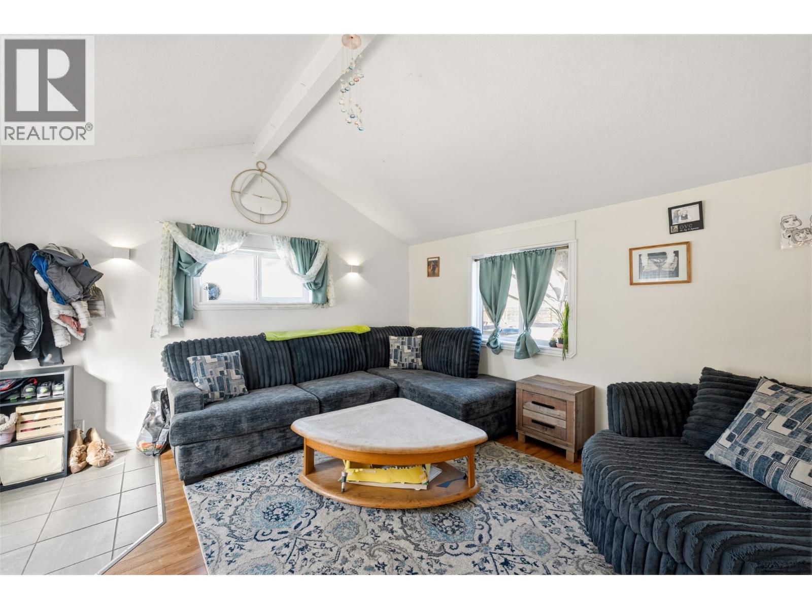 410 10th Avenue, Keremeos, British Columbia  V0X 1N3 - Photo 5 - 10381480