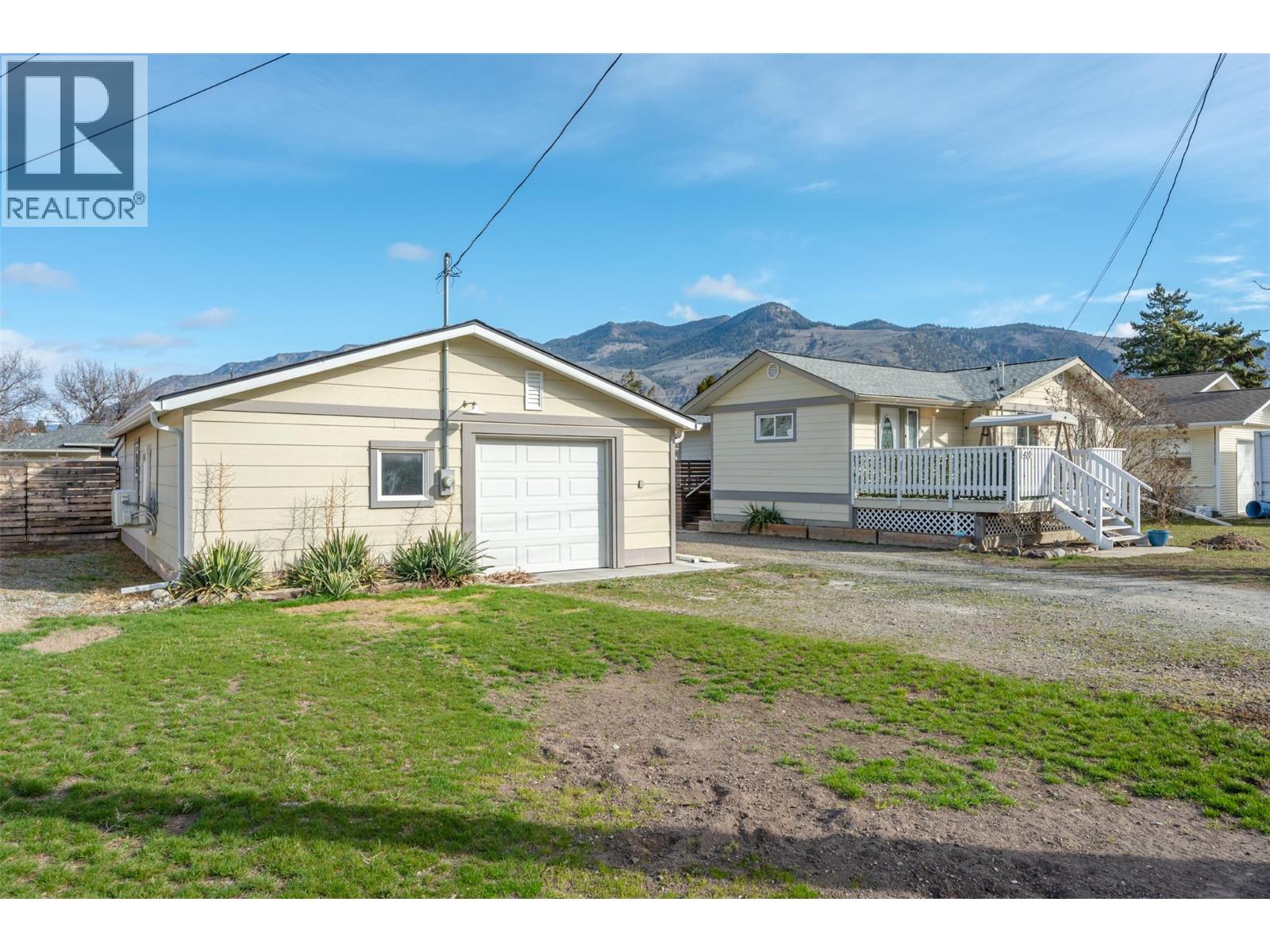 410 10th Avenue, Keremeos, British Columbia  V0X 1N3 - Photo 59 - 10381480
