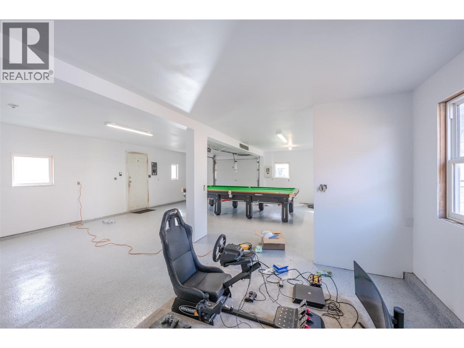 410 10th Avenue, Keremeos, British Columbia  V0X 1N3 - Photo 64 - 10381480