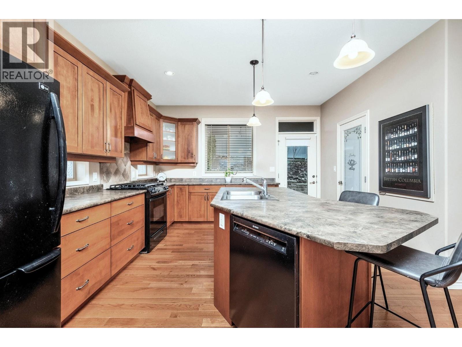 1060 17 Street Se, Salmon Arm, British Columbia  V1E 0A4 - Photo 7 - 10381245