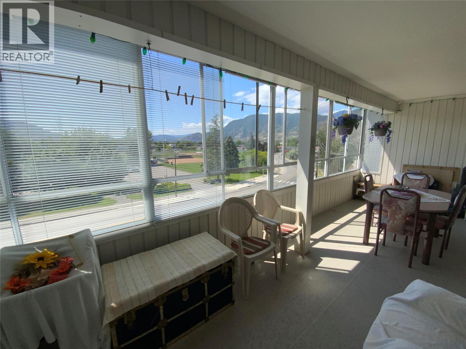 195 Warren Avenue Unit# 407, Penticton, British Columbia  V2A 3N1 - Photo 3 - 10381729