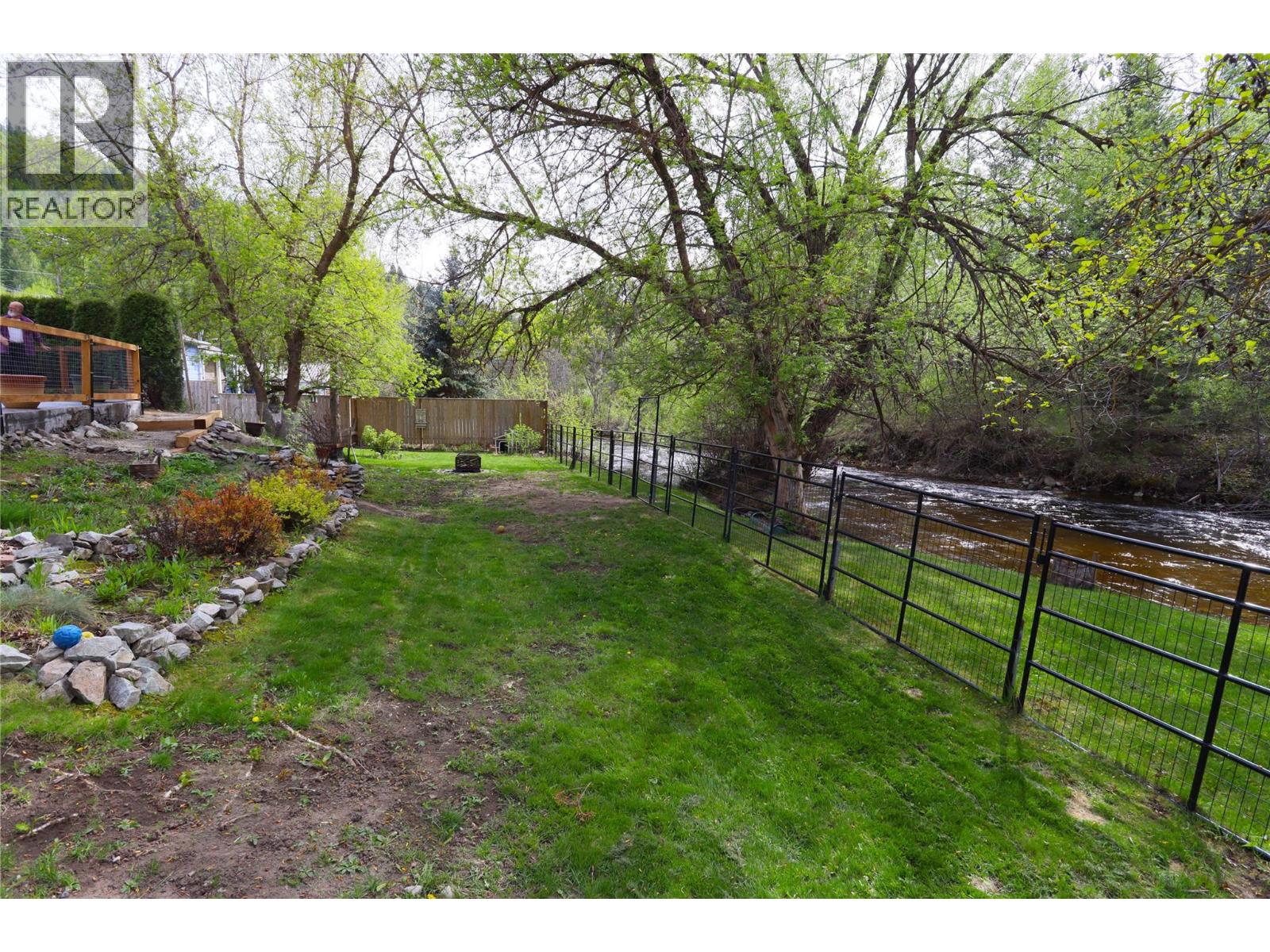 629 Gold Avenue S, Greenwood, British Columbia  V0H 1J0 - Photo 12 - 10381662