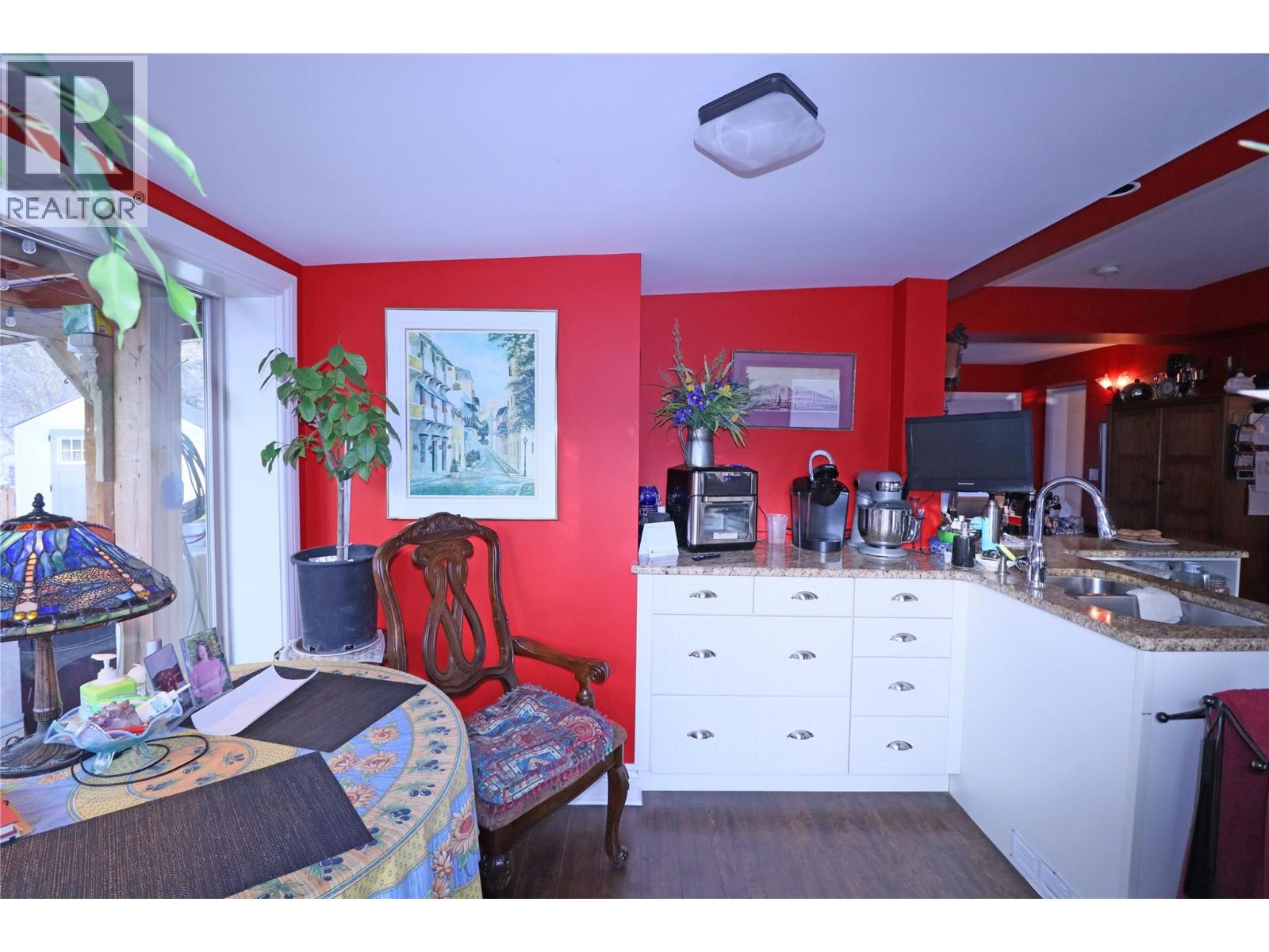 629 Gold Avenue S, Greenwood, British Columbia  V0H 1J0 - Photo 18 - 10381662