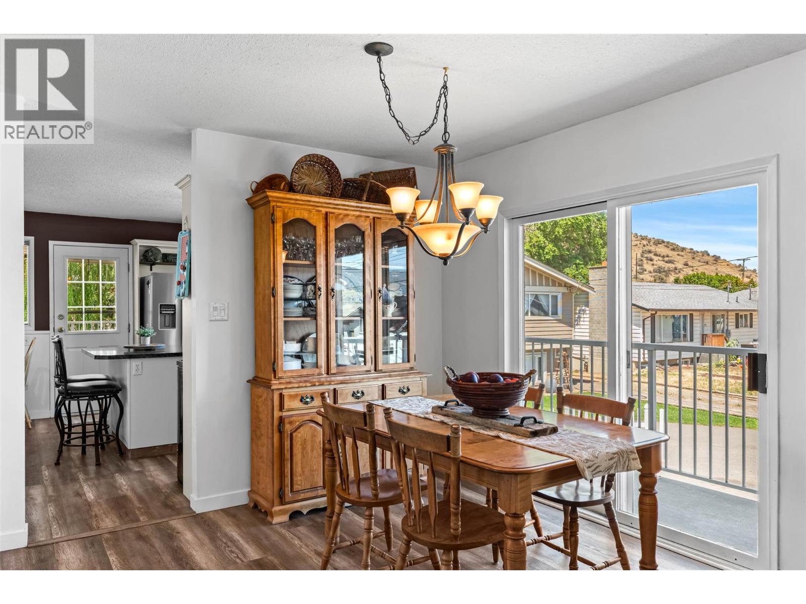 1683 Sheridan Drive, Kamloops, British Columbia  V2B 6B1 - Photo 7 - 10381559