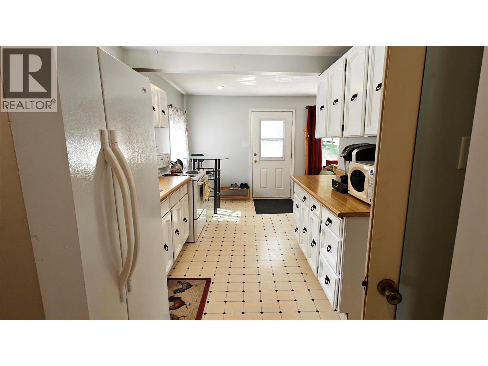 521 Turner Street, Warfield, British Columbia  V1R 2P6 - Photo 16 - 10376450