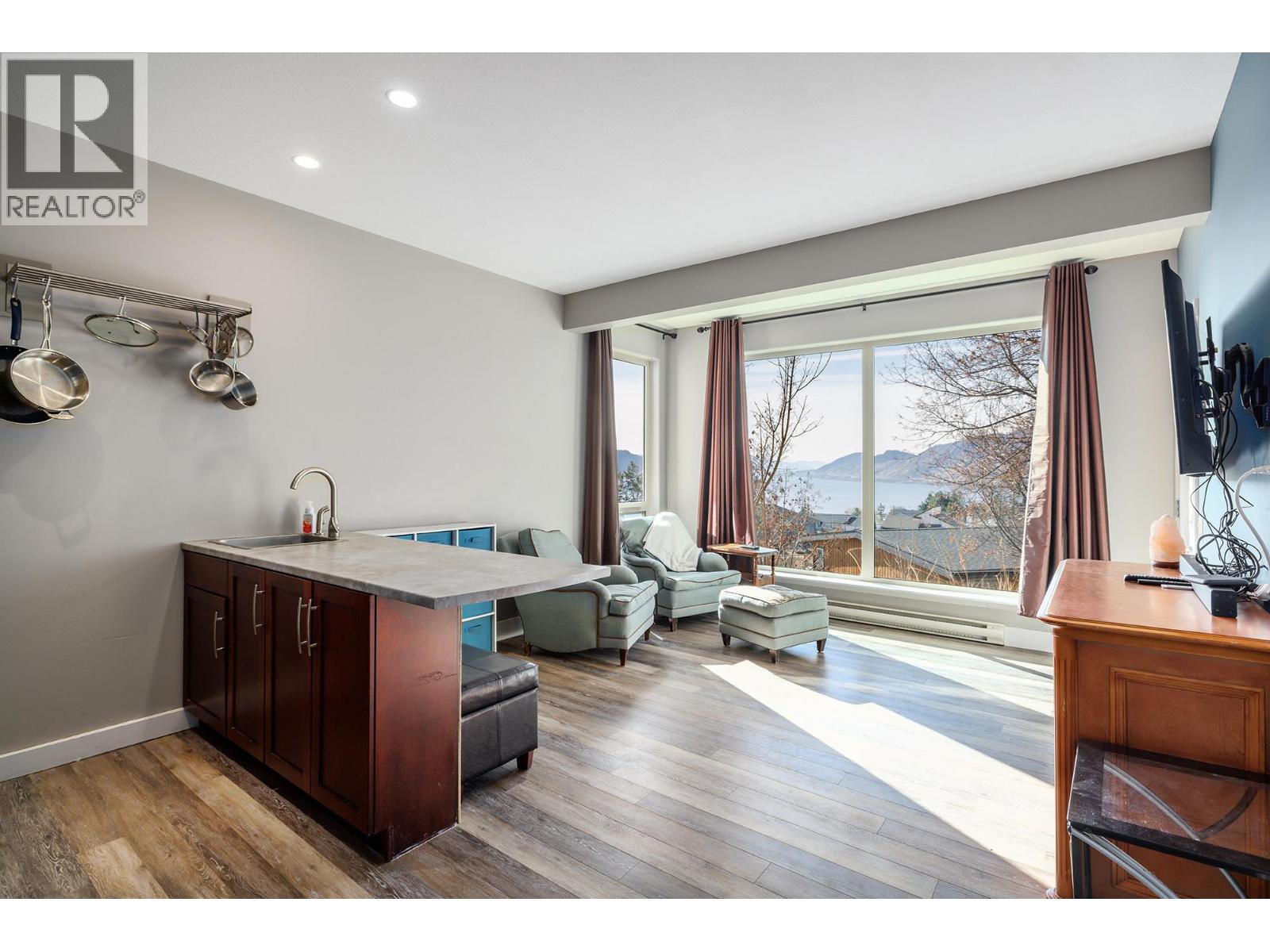 5987 Meldrum Place, Peachland, British Columbia  V0H 1X4 - Photo 34 - 10381636