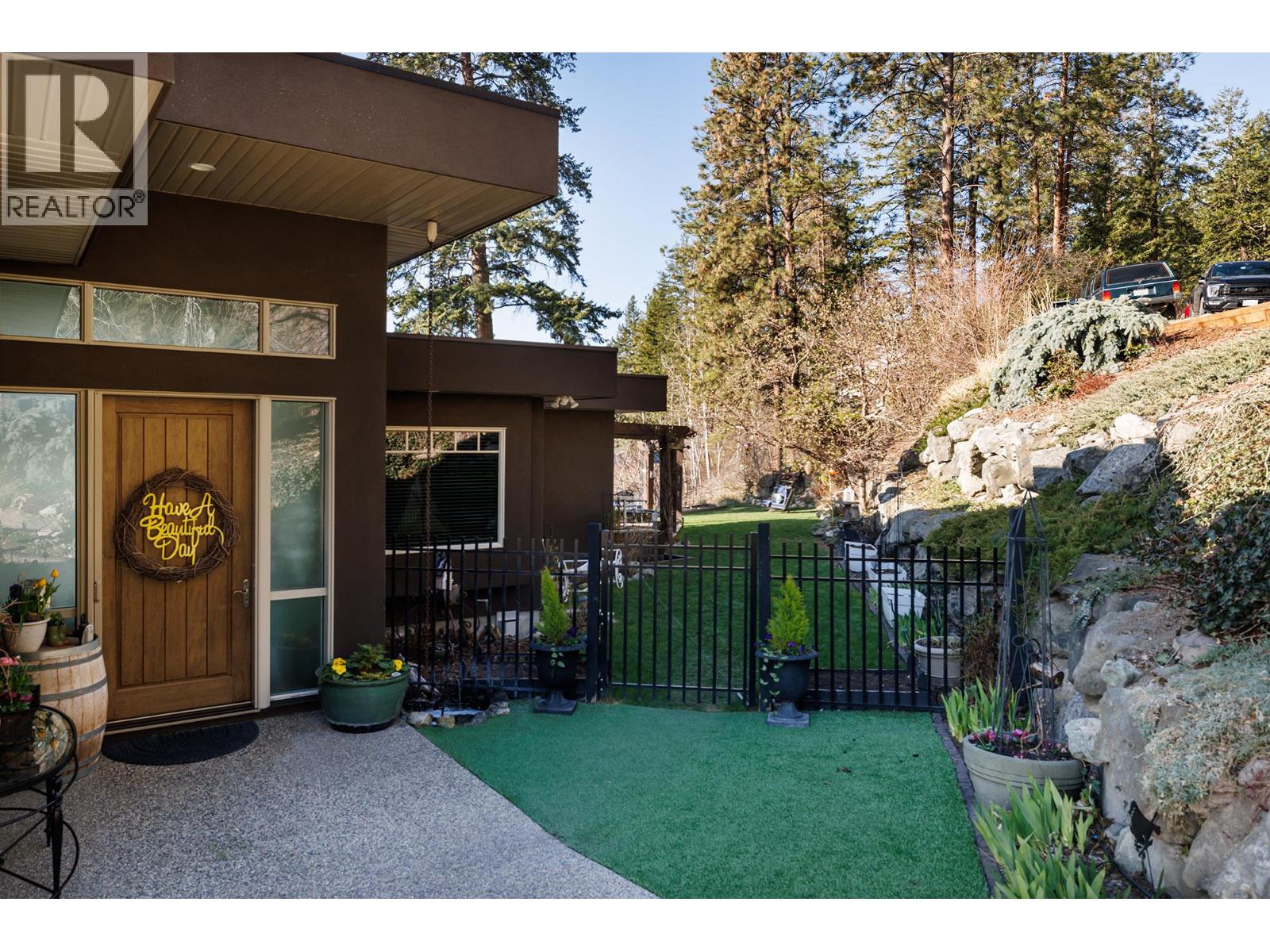 5987 Meldrum Place, Peachland, British Columbia  V0H 1X4 - Photo 42 - 10381636