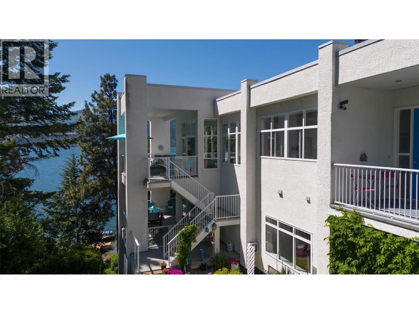 16980 Coral Beach Road, Lake Country, British Columbia  V4V 1B9 - Photo 4 - 10381161