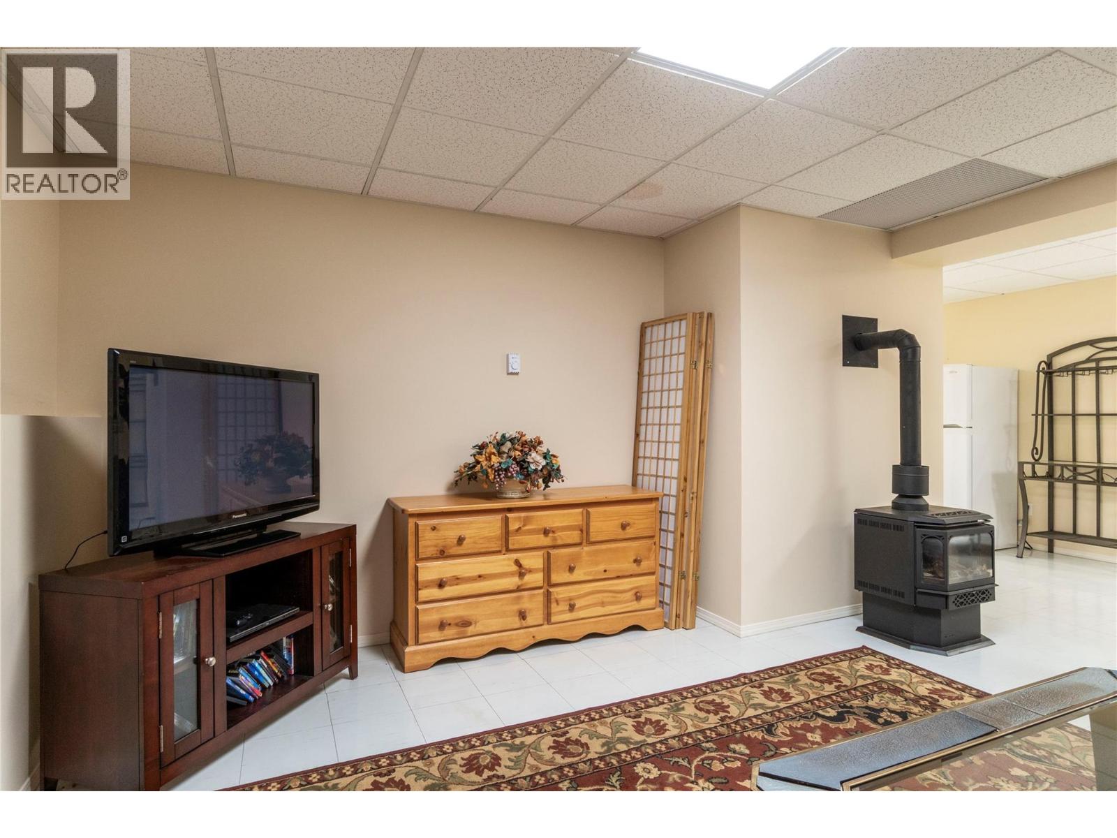 6807 Squilax - Anglemont Road, Magna Bay, British Columbia  V0E 1M7 - Photo 40 - 10381771