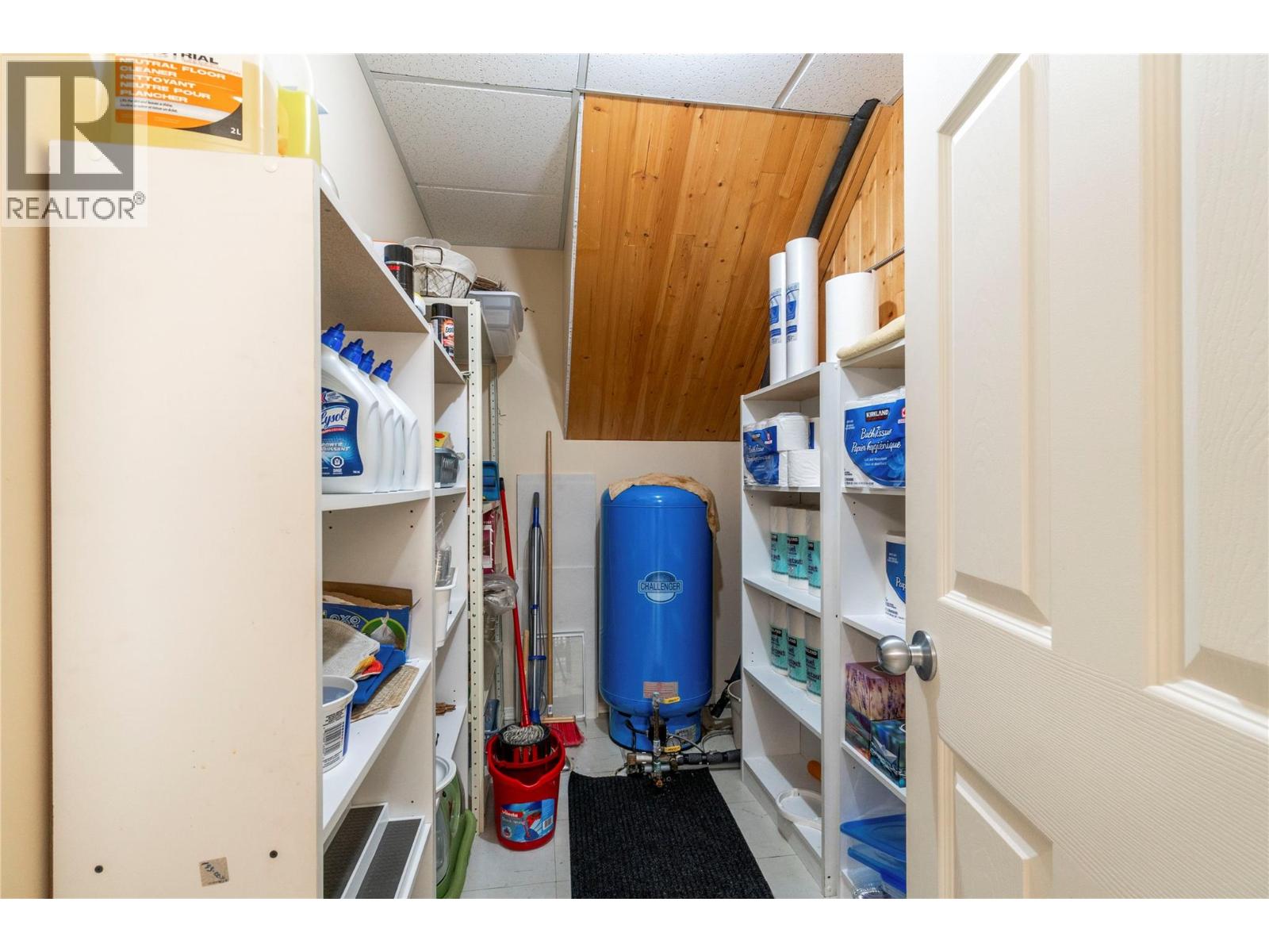 6807 Squilax - Anglemont Road, Magna Bay, British Columbia  V0E 1M7 - Photo 46 - 10381771