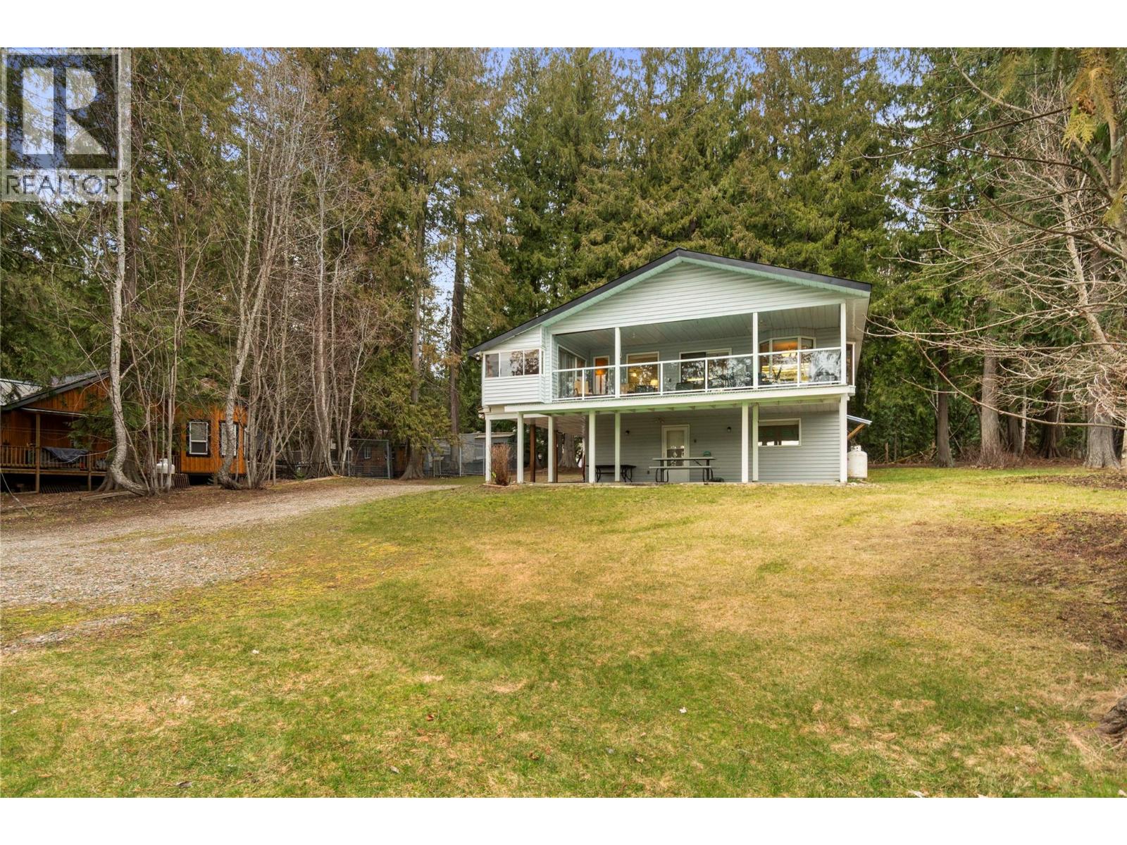 6807 Squilax - Anglemont Road, Magna Bay, British Columbia  V0E 1M7 - Photo 54 - 10381771