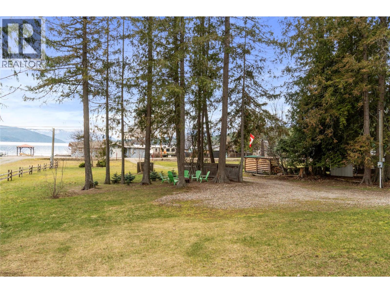 6807 Squilax - Anglemont Road, Magna Bay, British Columbia  V0E 1M7 - Photo 62 - 10381771