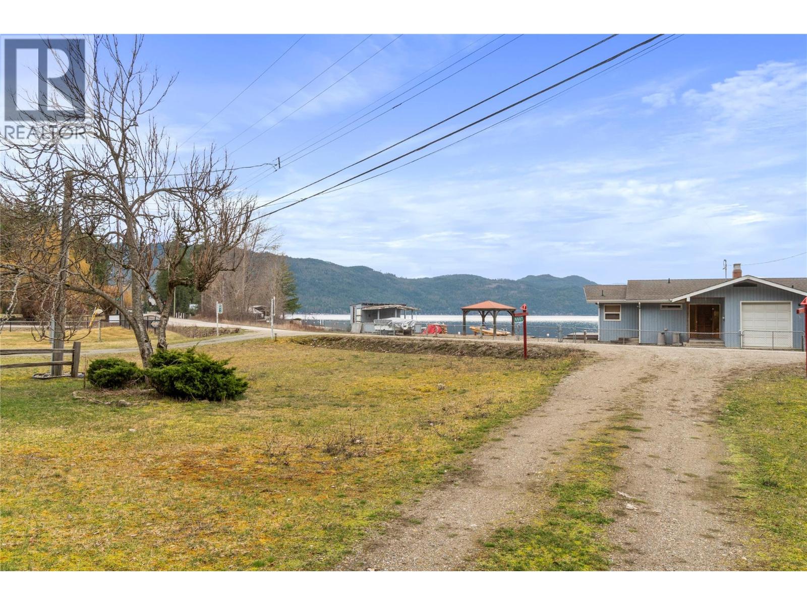 6807 Squilax - Anglemont Road, Magna Bay, British Columbia  V0E 1M7 - Photo 63 - 10381771