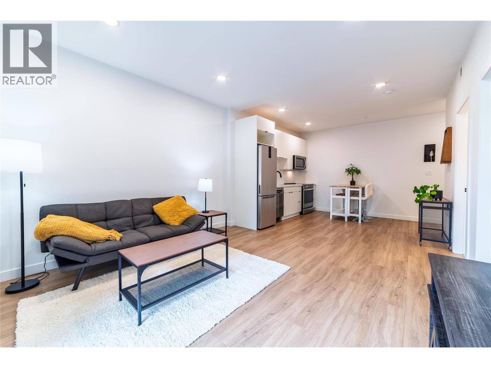 514 Victoria Street Unit# 207, Nelson, British Columbia  V1L 4K8 - Photo 8 - 10381704