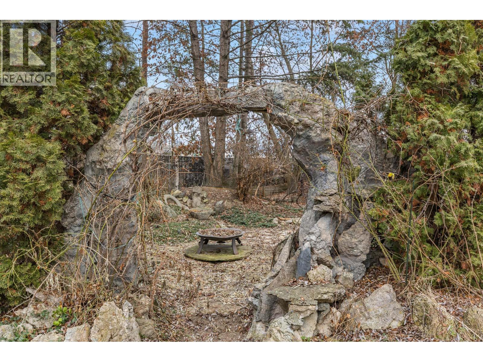 171 Snowsell North Street, Kelowna, British Columbia  V1V 2E3 - Photo 43 - 10381703