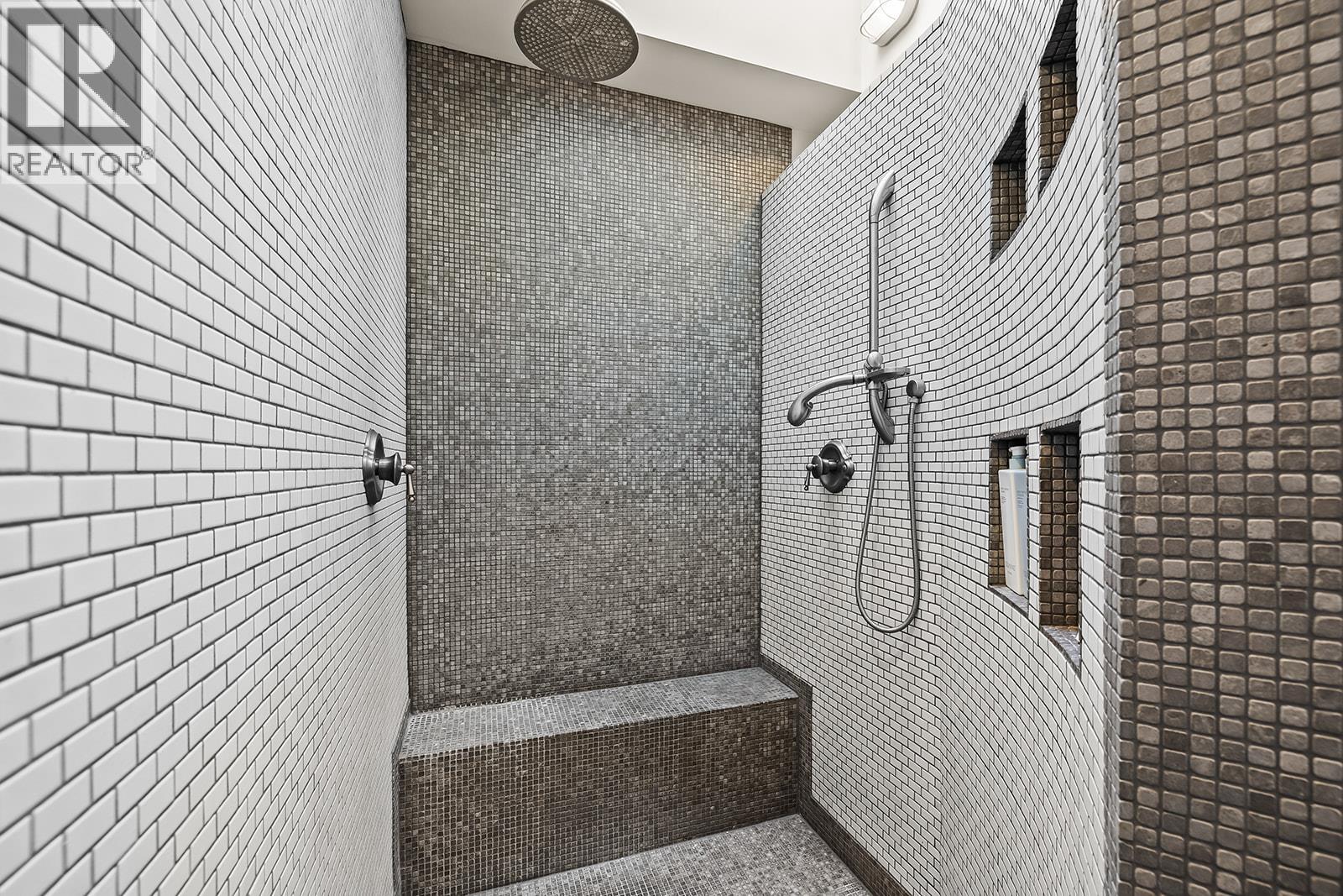 2673 Bath Street, Kelowna, British Columbia  V1Y 1M3 - Photo 38 - 10381685