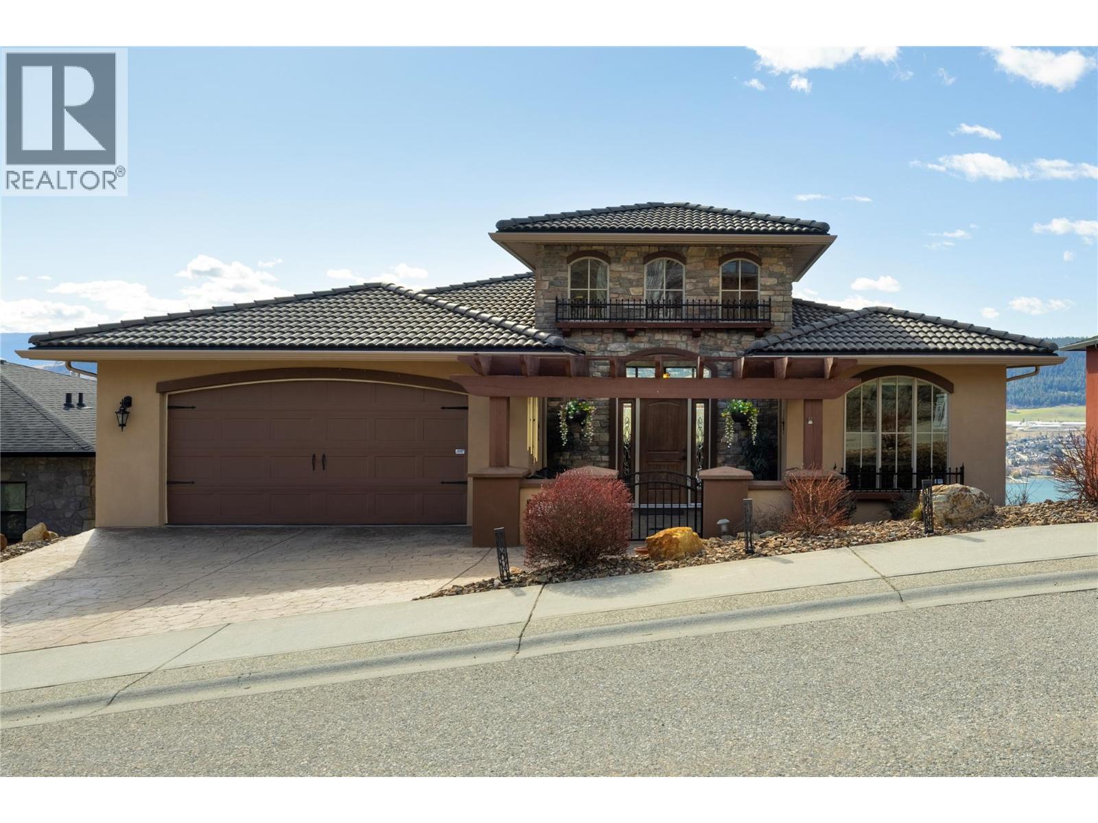 212 Harvest Court, Vernon, British Columbia  V1H 1Z8 - Photo 1 - 10381114