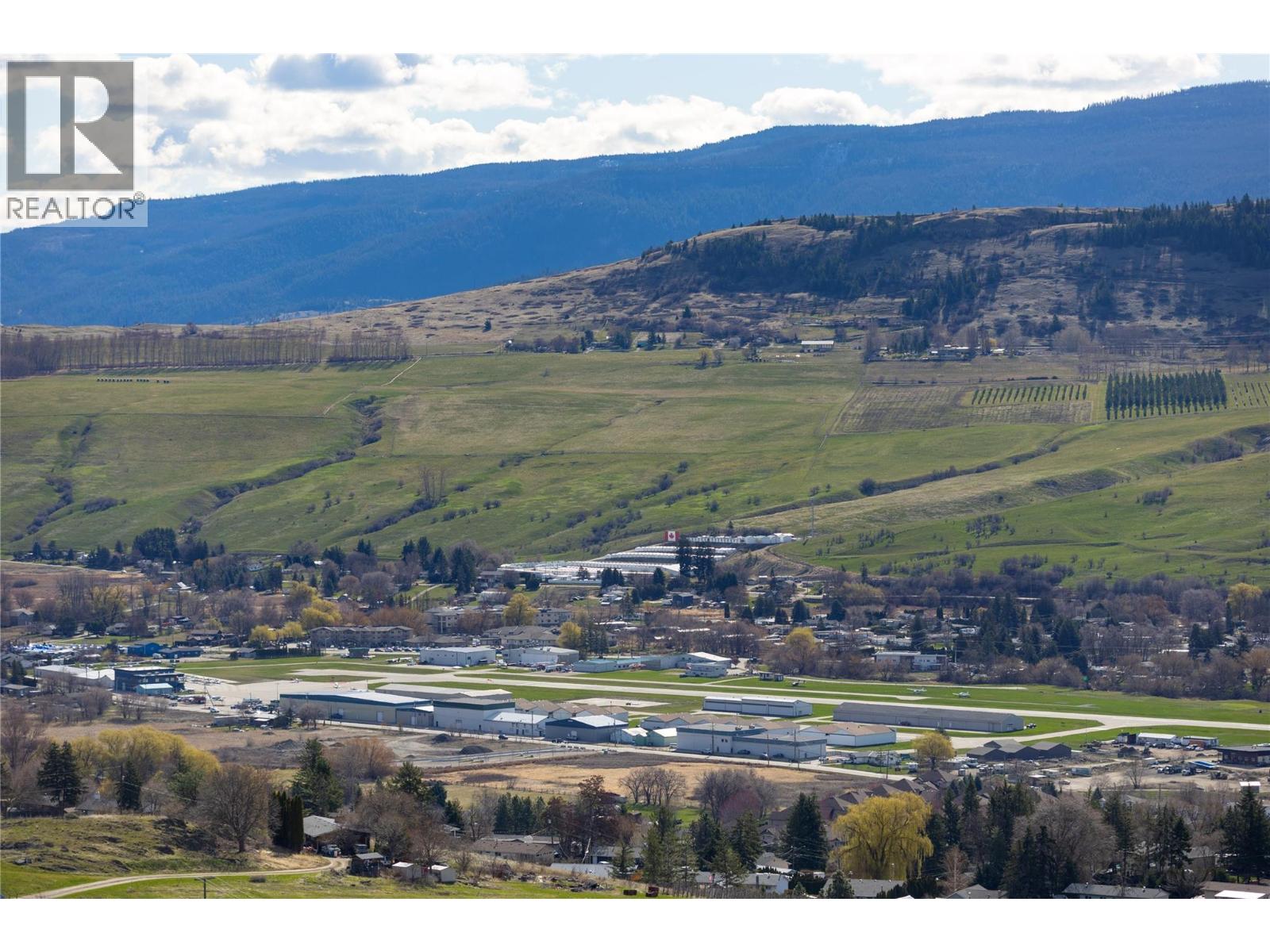 212 Harvest Court, Vernon, British Columbia  V1H 1Z8 - Photo 12 - 10381114