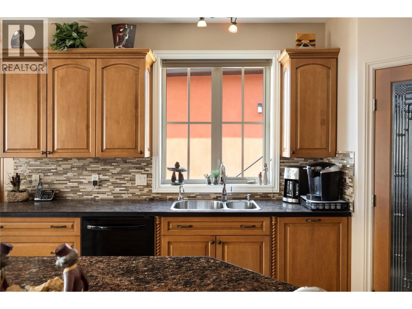 212 Harvest Court, Vernon, British Columbia  V1H 1Z8 - Photo 19 - 10381114