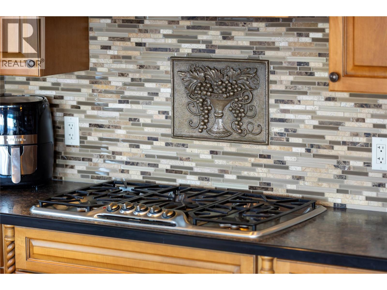 212 Harvest Court, Vernon, British Columbia  V1H 1Z8 - Photo 22 - 10381114