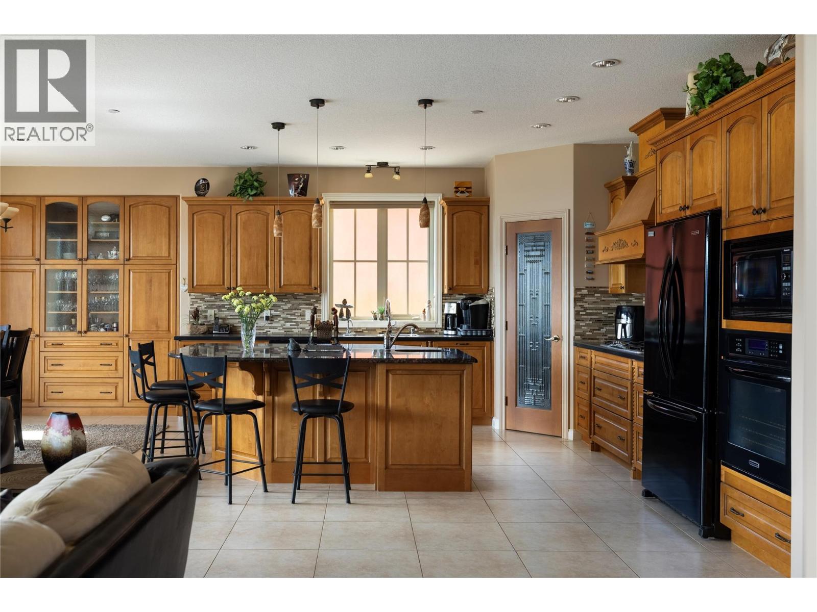 212 Harvest Court, Vernon, British Columbia  V1H 1Z8 - Photo 26 - 10381114