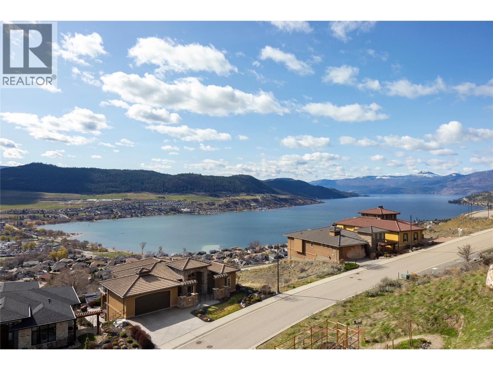 212 Harvest Court, Vernon, British Columbia  V1H 1Z8 - Photo 39 - 10381114