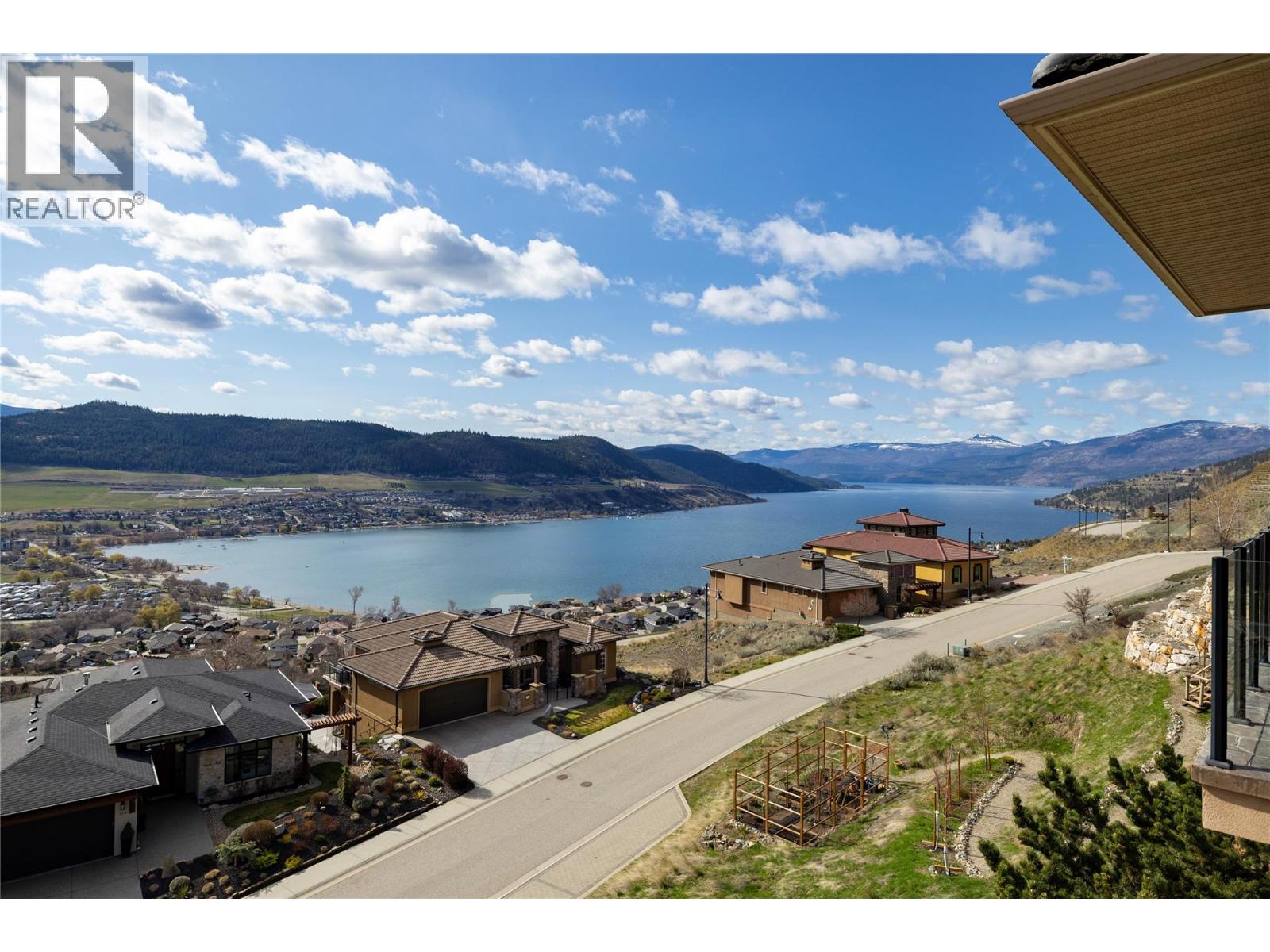 212 Harvest Court, Vernon, British Columbia  V1H 1Z8 - Photo 44 - 10381114