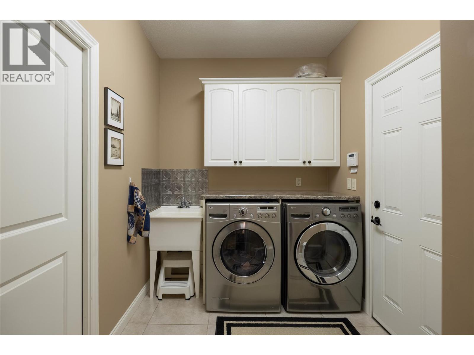 212 Harvest Court, Vernon, British Columbia  V1H 1Z8 - Photo 54 - 10381114