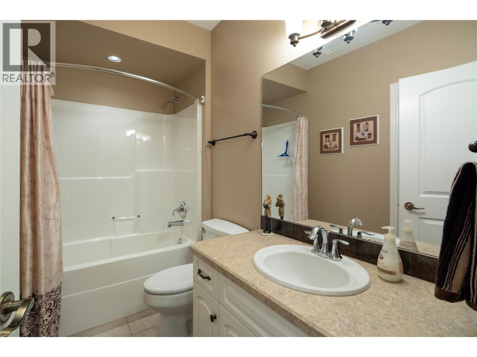 212 Harvest Court, Vernon, British Columbia  V1H 1Z8 - Photo 67 - 10381114