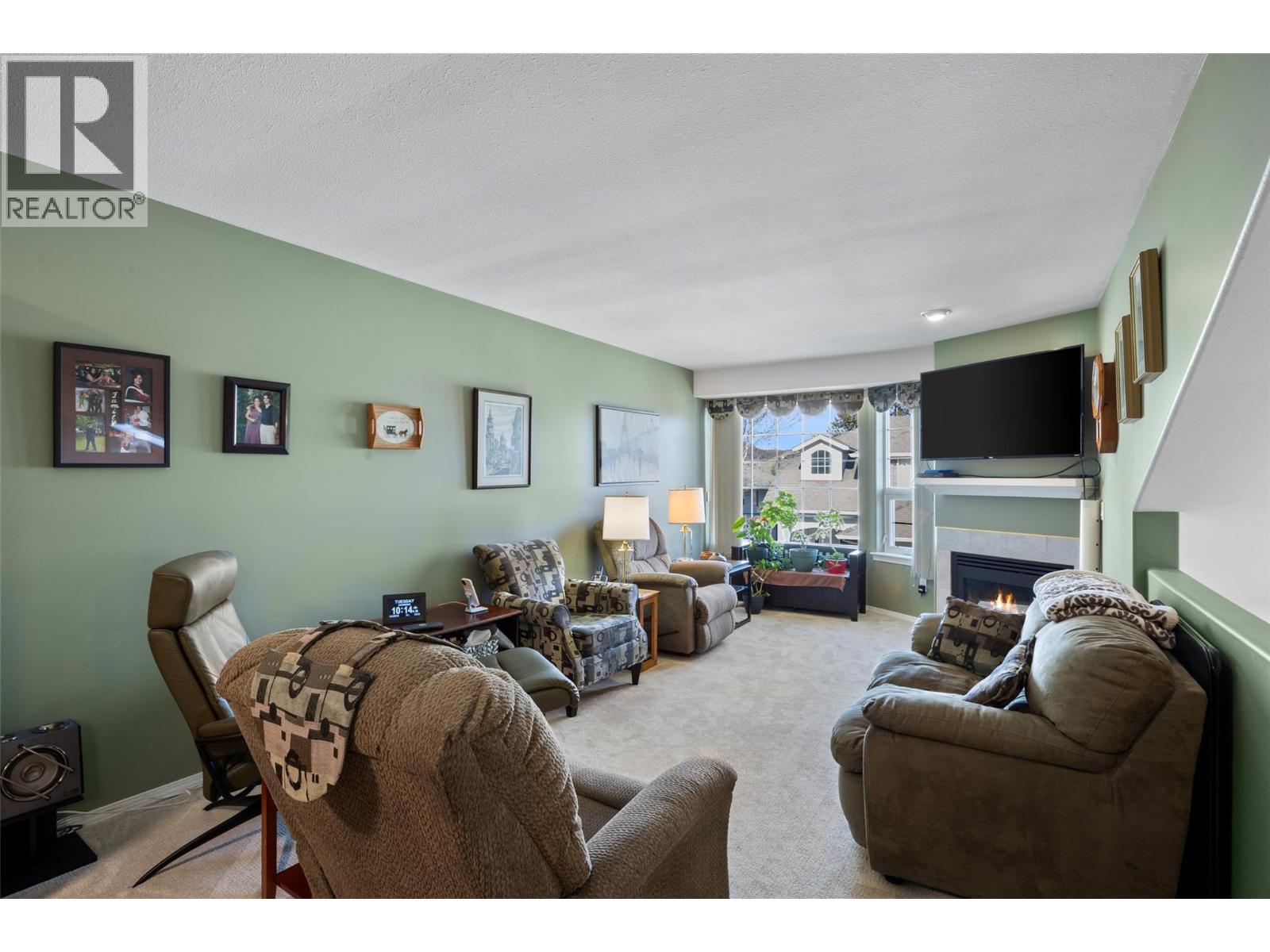 481 Monarch Court Unit# 38, Kamloops, British Columbia  V2E 2P8 - Photo 2 - 10381111