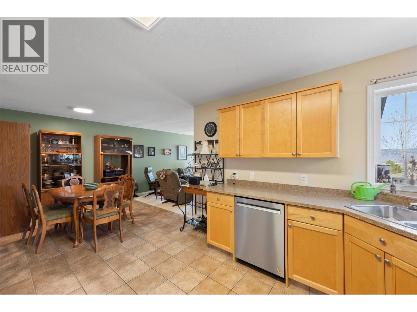 481 Monarch Court Unit# 38, Kamloops, British Columbia  V2E 2P8 - Photo 9 - 10381111