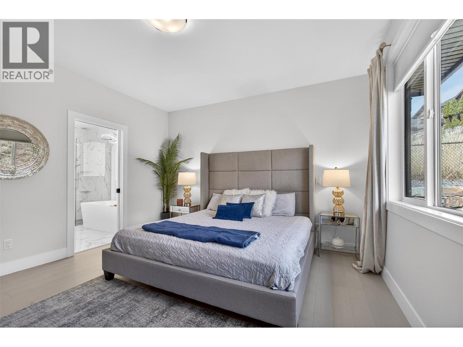 2008 Begbie Road, Kelowna, British Columbia  V1V 2X3 - Photo 12 - 10380611