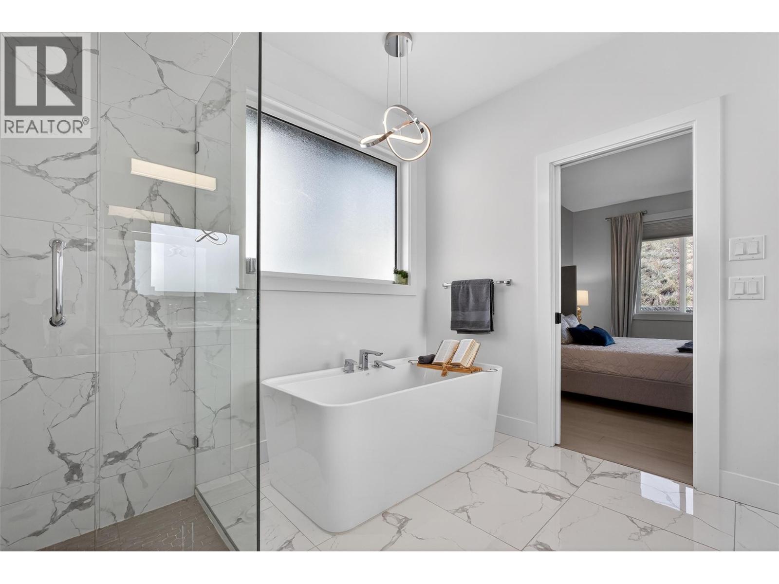 2008 Begbie Road, Kelowna, British Columbia  V1V 2X3 - Photo 15 - 10380611