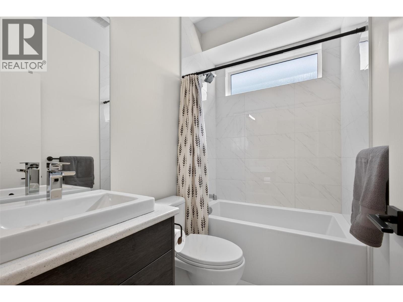 2008 Begbie Road, Kelowna, British Columbia  V1V 2X3 - Photo 18 - 10380611